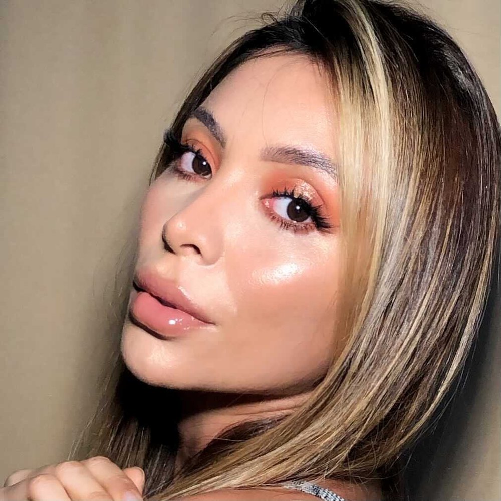 Meet your Posher, Manuela